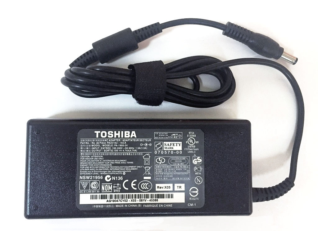     Toshiba, Asus,  Lenovo 19V-4,74A 5,5x2,5 mm